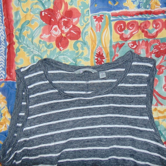Athleta Gray Tank (S) - Picture 6 of 6